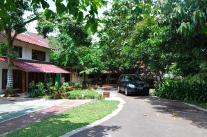 dijual-rumah-asri-sejuk-dan-nyaman-tol-sentul-barat-lt-lb-1600-800-meter-jpg